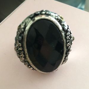 Meet your Posher, Mmaxine